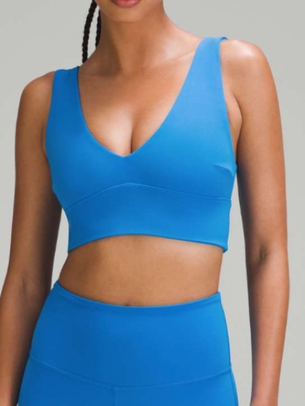 lululemon Align V-Neck Bra in Poolside Blue. Size 8.